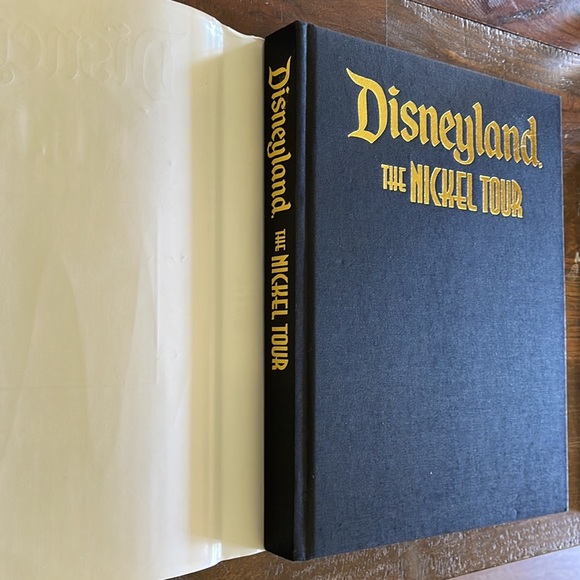 Disneyland Signed The Nickel Tour book - Picture 11 of 15